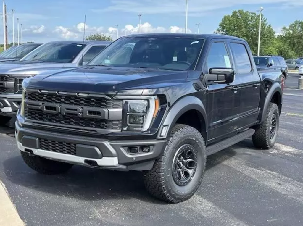 2022 Ford F-150 Raptor Black - UCES MOTORS