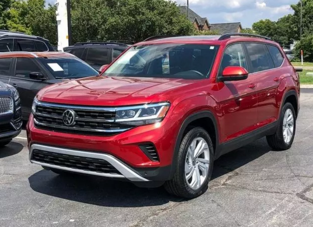 2022 Volkswagen Atlas 2.0T SE - UCES MOTORS