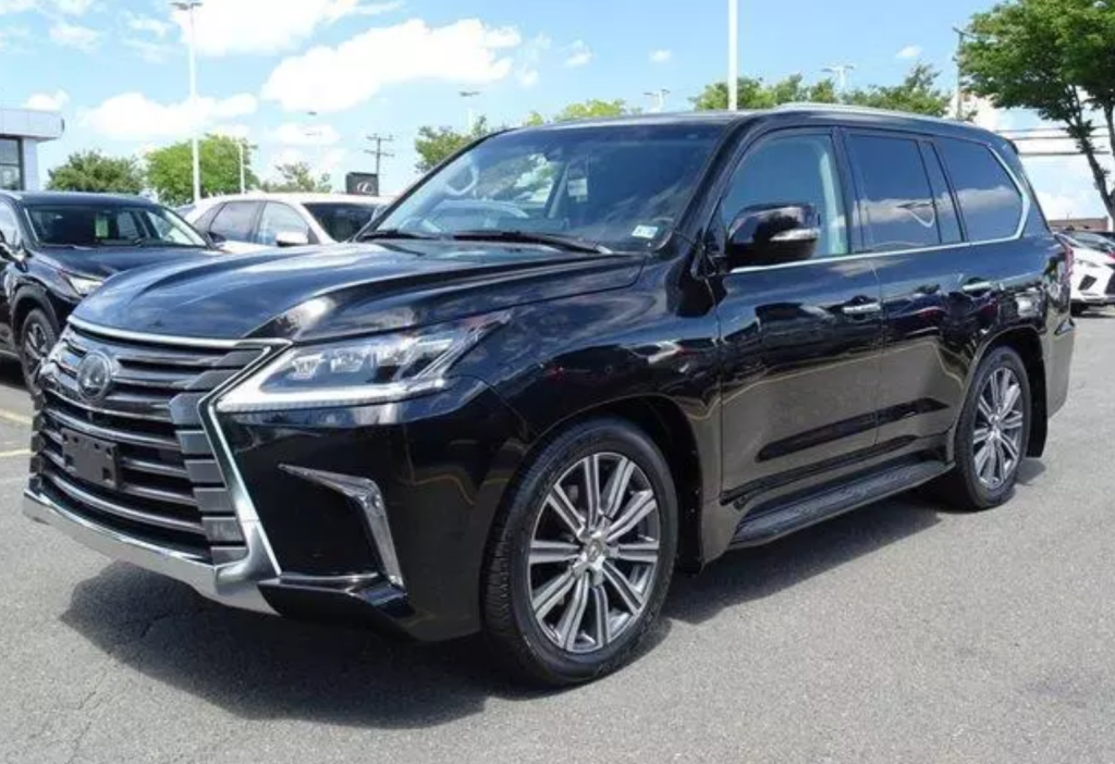 2016 Lexus LX 570 Base - UCES MOTORS