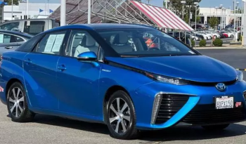 2018 Toyota Mirai Base full