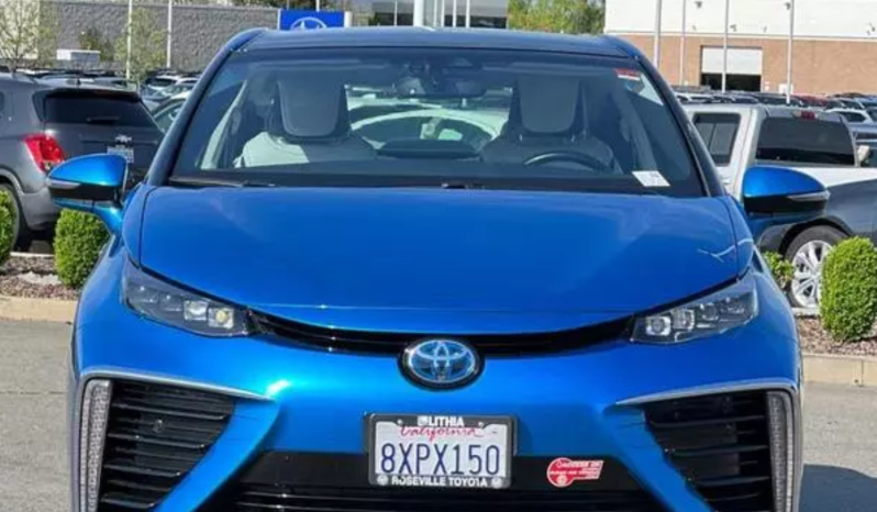 2018 Toyota Mirai Base full