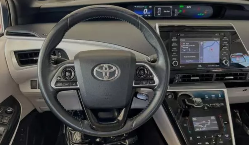 2018 Toyota Mirai Base full